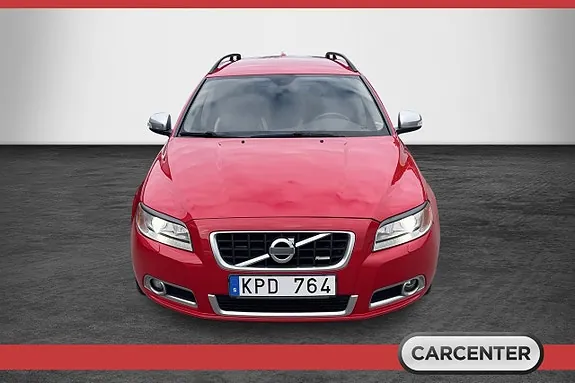 Volvo V70 2010 photo 2