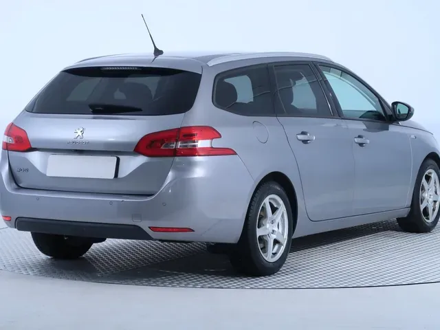Peugeot 308 Sw 2016 photo 4