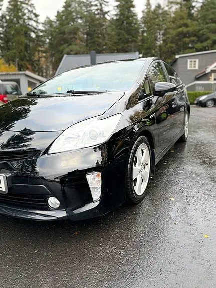 Toyota Prius 2014 photo 2