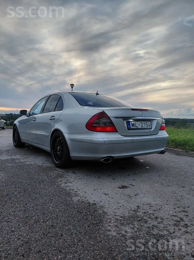 Mercedes-Benz E280