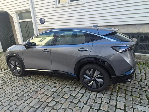 Nissan Ariya 2025 photo 2