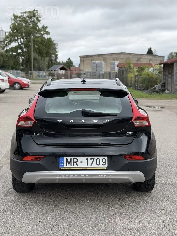 Volvo V40 2015 photo 4