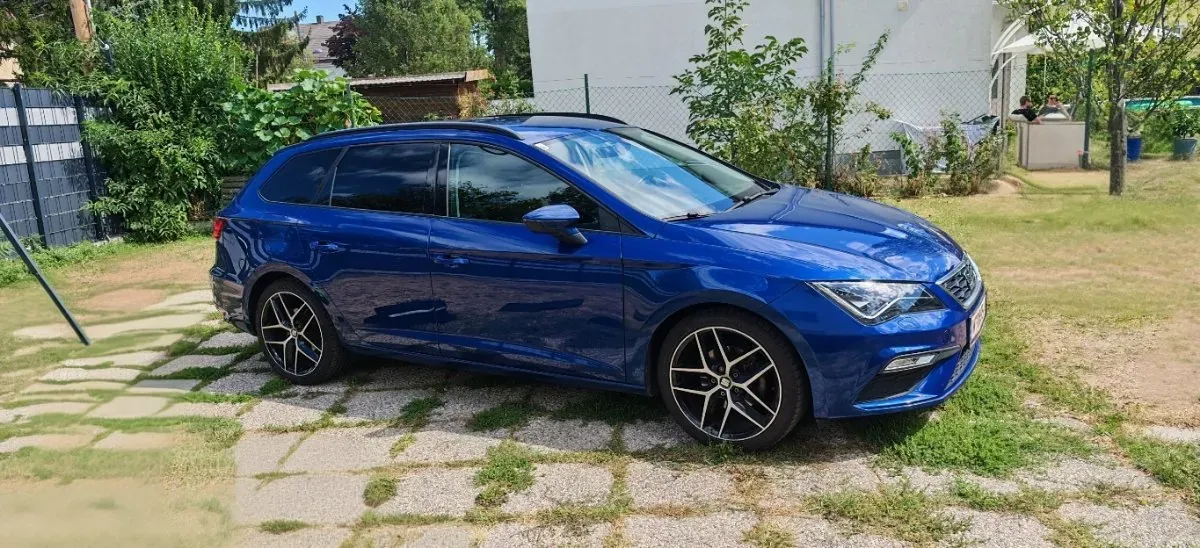 Seat Leon 2019 photo 2