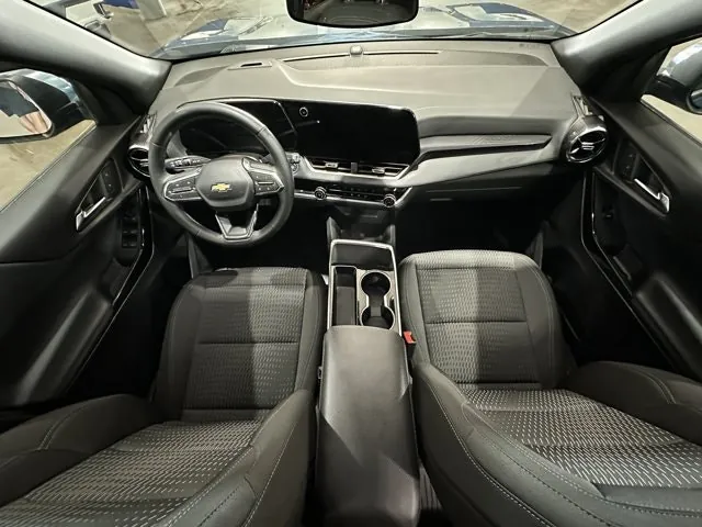 Chevrolet Equinox 2025 photo 3