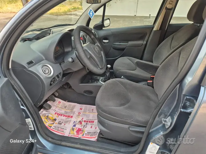 Citroen C3 2009 photo 3