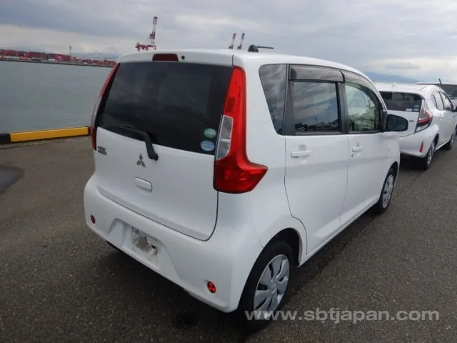 Mitsubishi Ek Wagon 2018 photo 4
