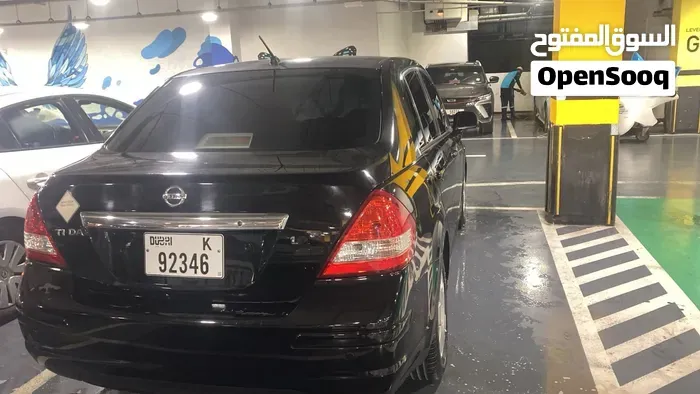 Nissan Tiida 2011 photo 3