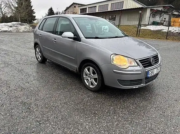 Volkswagen Polo 2008 photo 2
