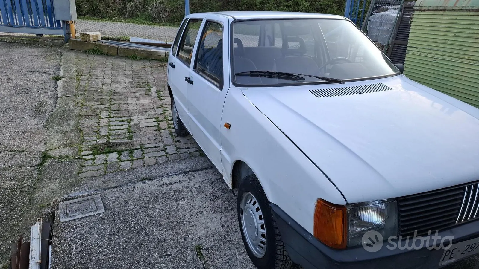 Fiat Uno 1989 photo 4