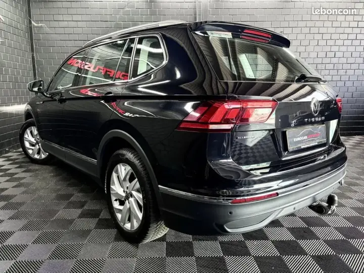 Volkswagen Tiguan Allspace 2025 photo 4