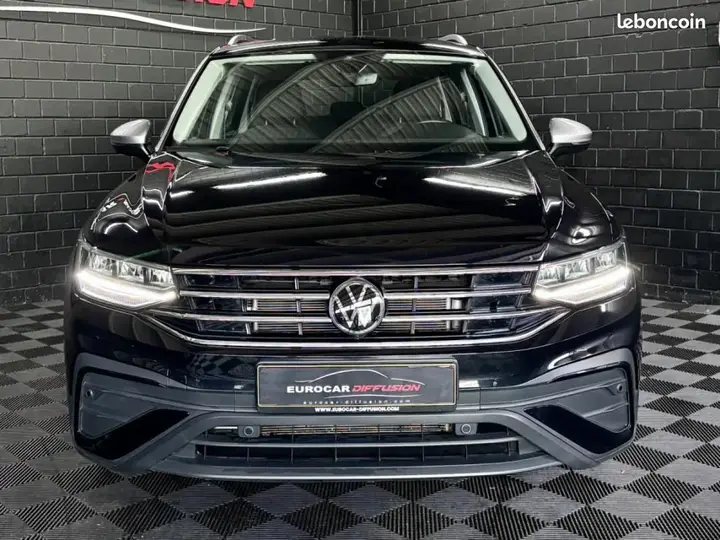 Volkswagen Tiguan Allspace 2025 photo 2