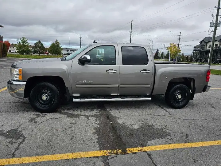 Chevrolet Silverado 1500 2012 photo 2