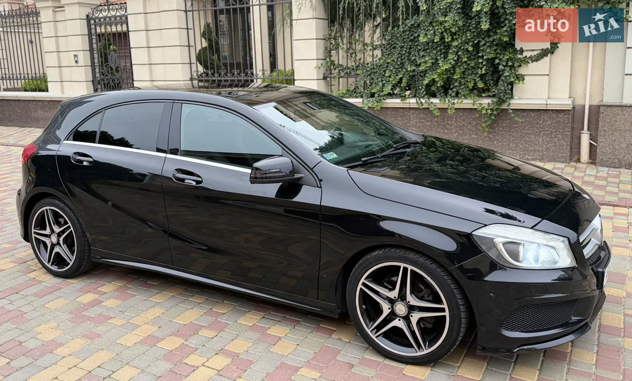 Mercedes-Benz A-Class 2015 photo 2