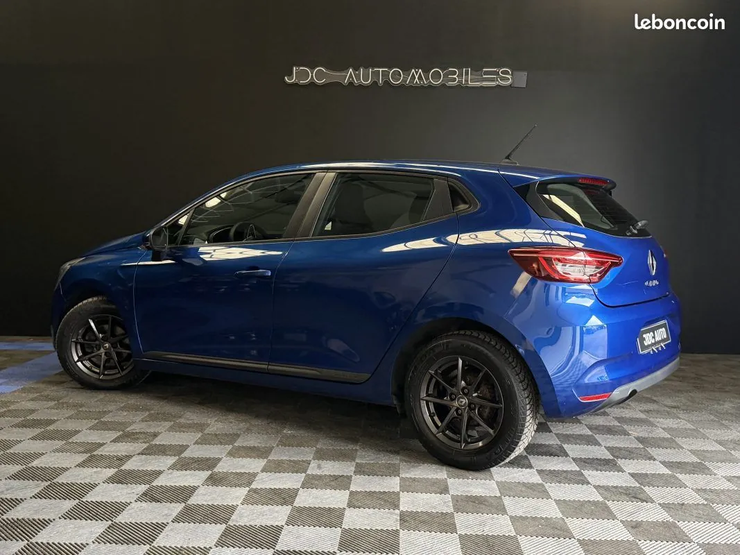 Renault Clio 2021 photo 3