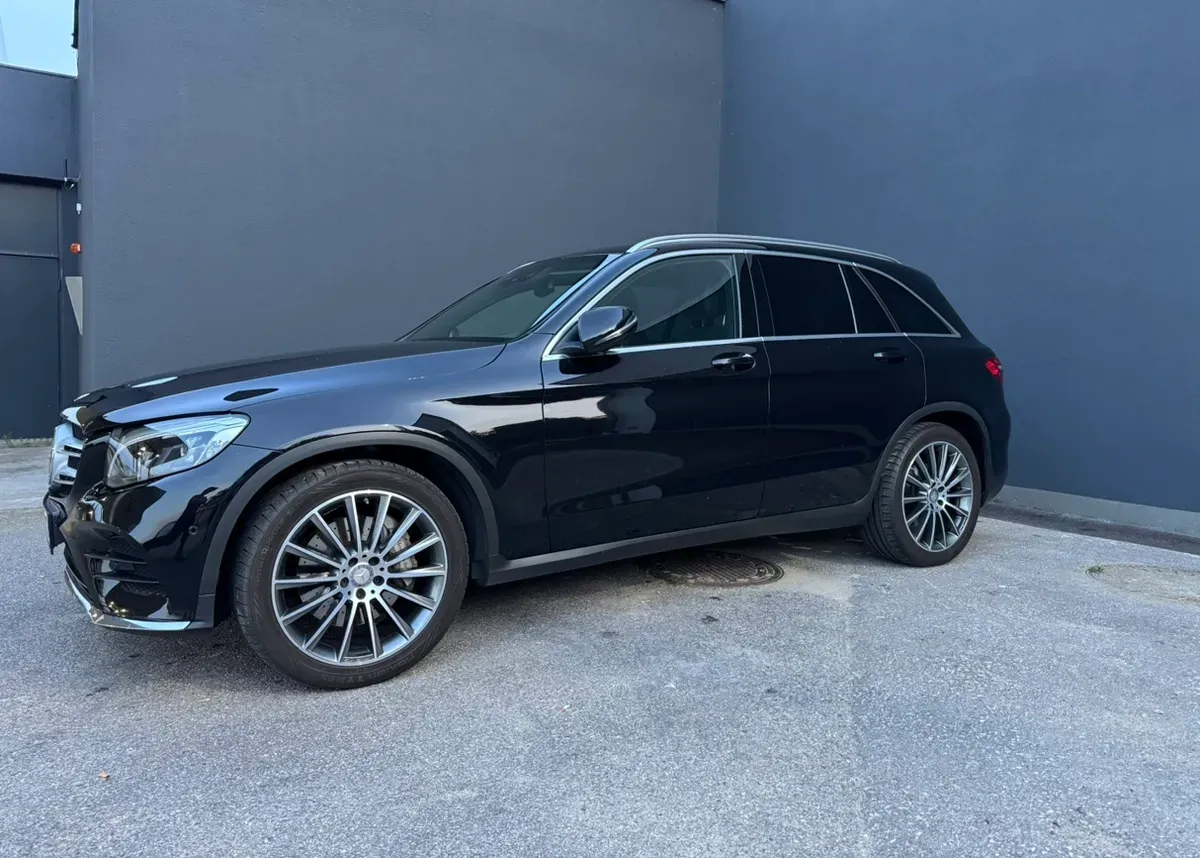 Mercedes-Benz Glc-Class 2016 photo 2
