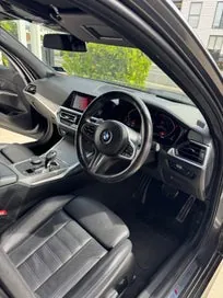 BMW 330I 2019 photo 3
