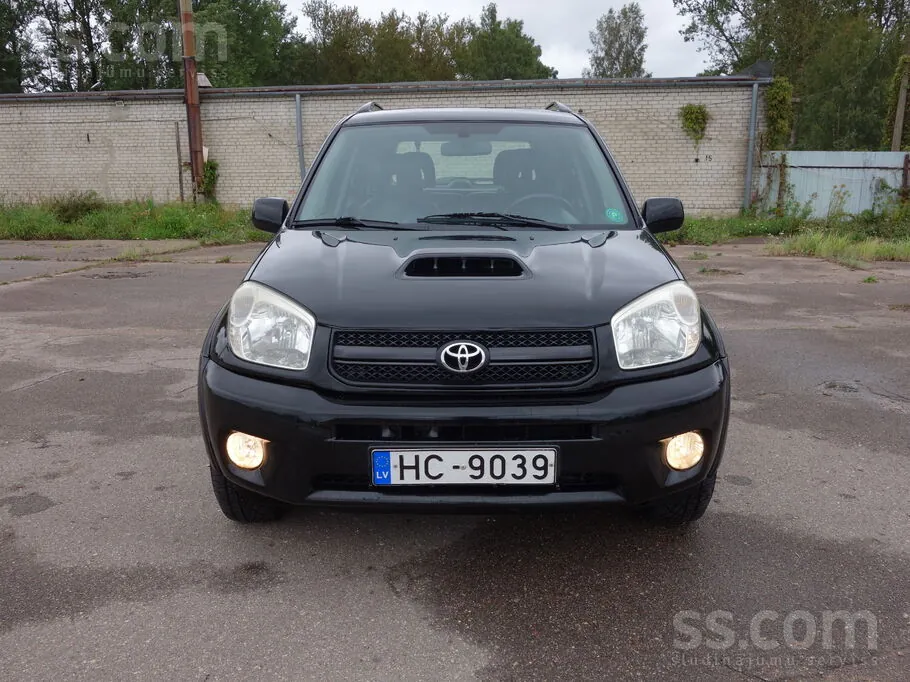Toyota Rav4 2004 photo 3