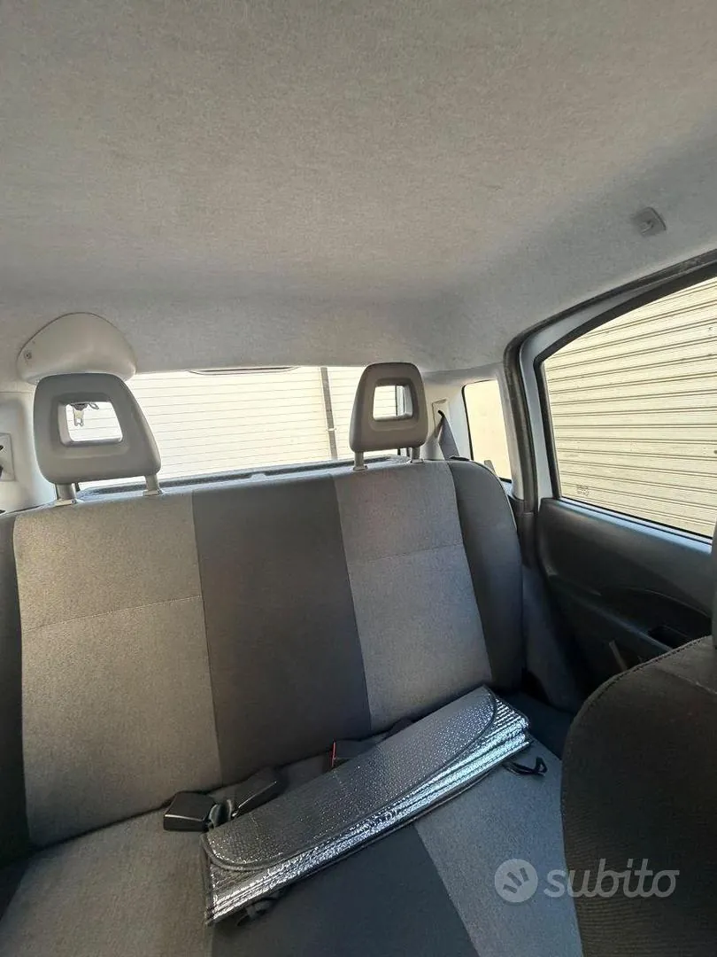 Fiat Panda 2011 photo 5