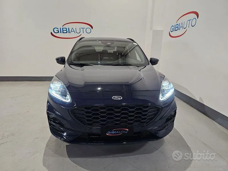 Ford Kuga 2023 photo 2