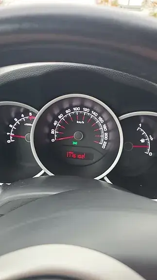 Kia Venga 2014 photo 5