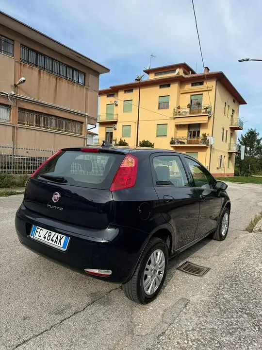 Fiat Punto 2016 photo 2