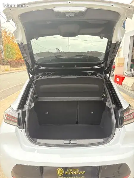 Peugeot 208 2026 photo 4