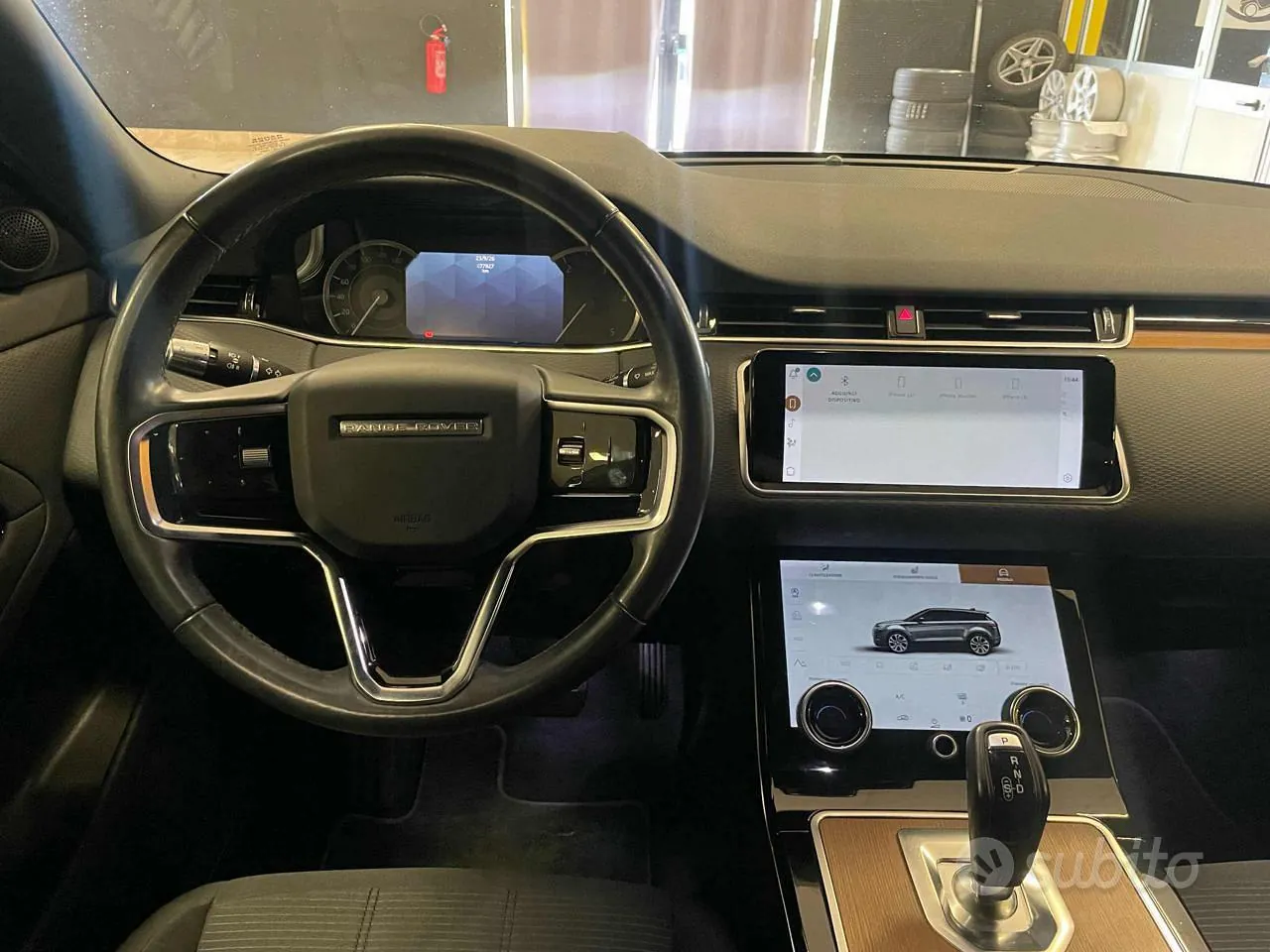 Land Rover Range Rover Evoque 2021 photo 2