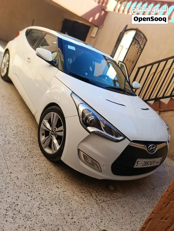 Hyundai Veloster