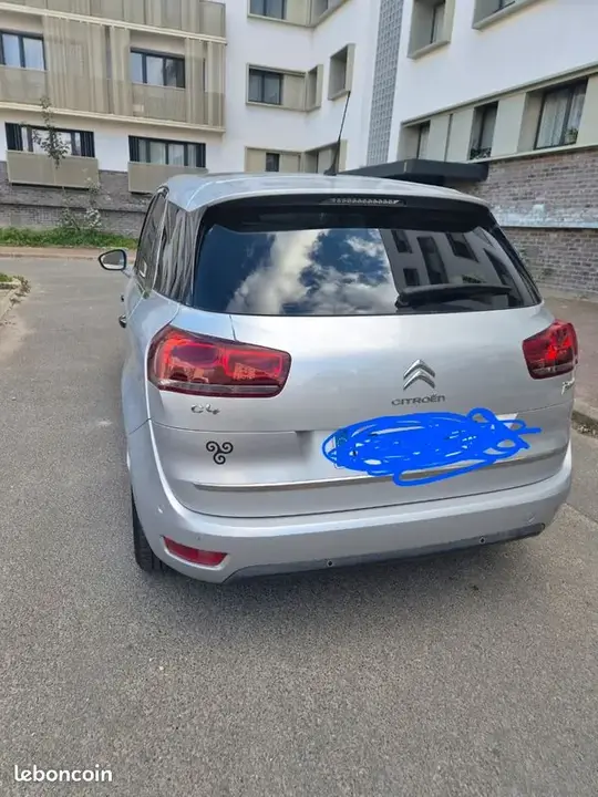 Citroen C4 Picasso 2013 photo 2