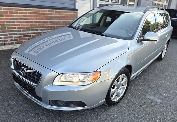 Volvo V70 2012 photo 4