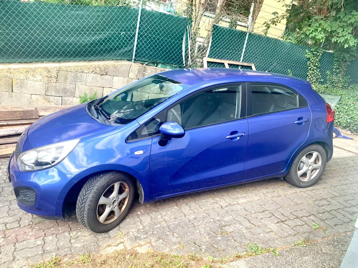 Kia Rio 2015 photo 3