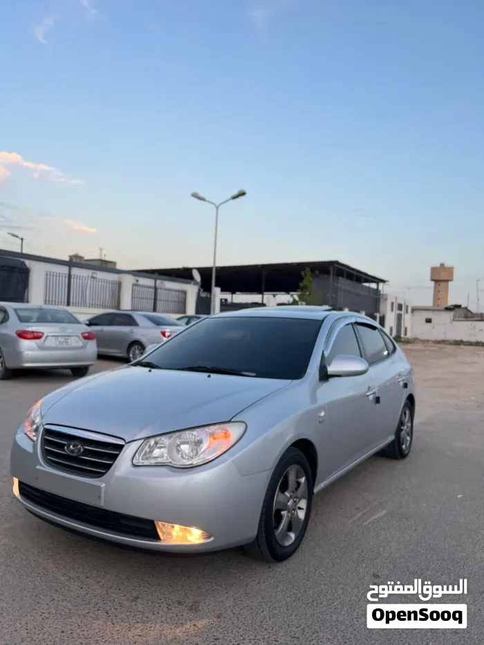Hyundai Avante 2009 photo 4