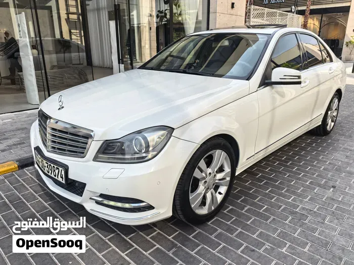 Mercedes-Benz C-Class 2013 photo 2