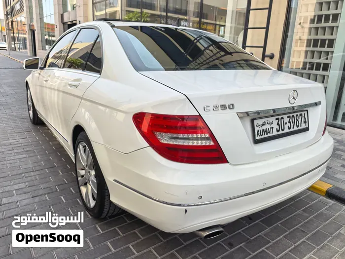 Mercedes-Benz C-Class 2013 photo 4