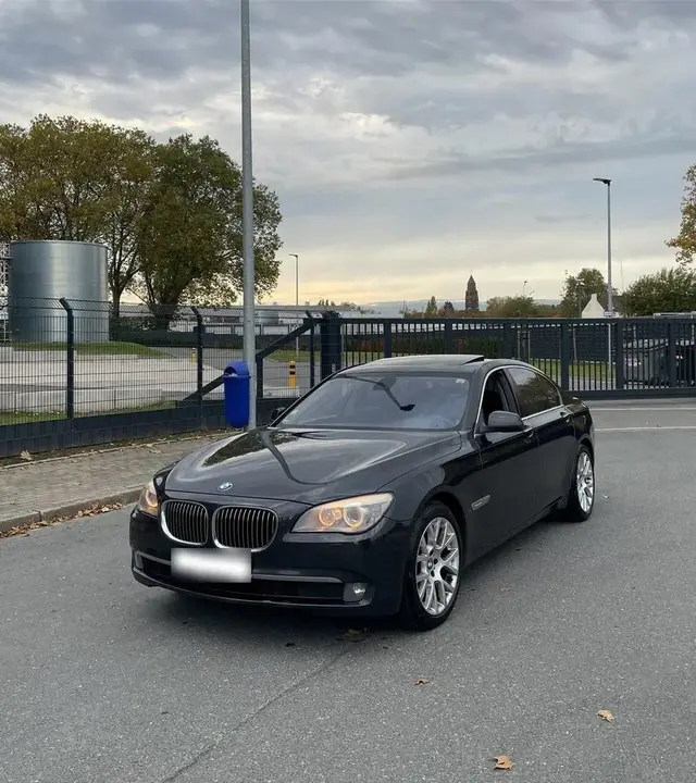 BMW 740D