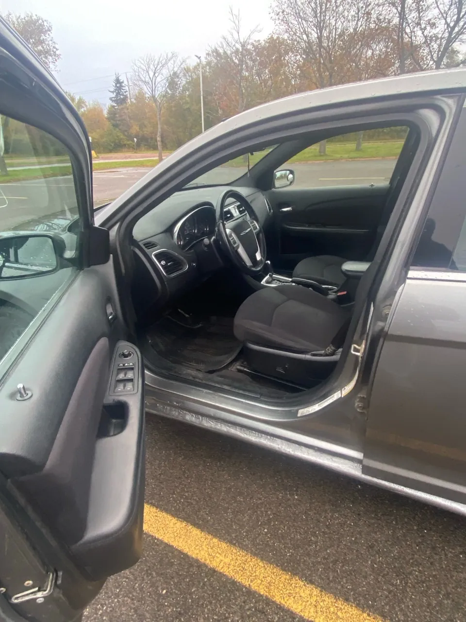 Chrysler 200 2013 photo 5