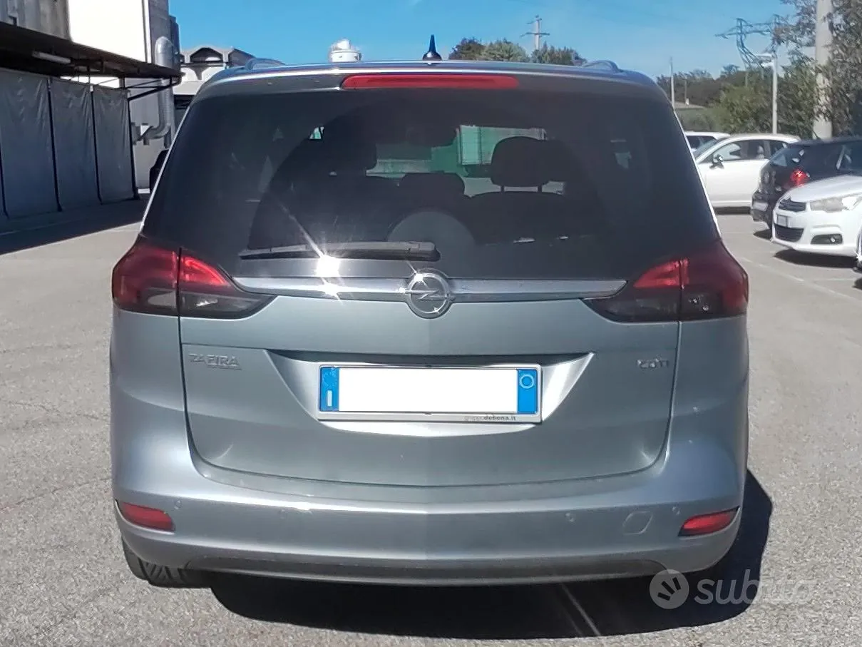 Opel Zafira 2012 photo 5