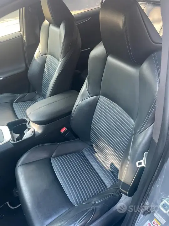 Toyota Rav4 2019 photo 4