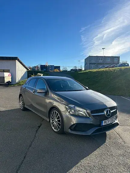 Mercedes-Benz A 180