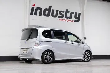 Honda Freed 2014 photo 3