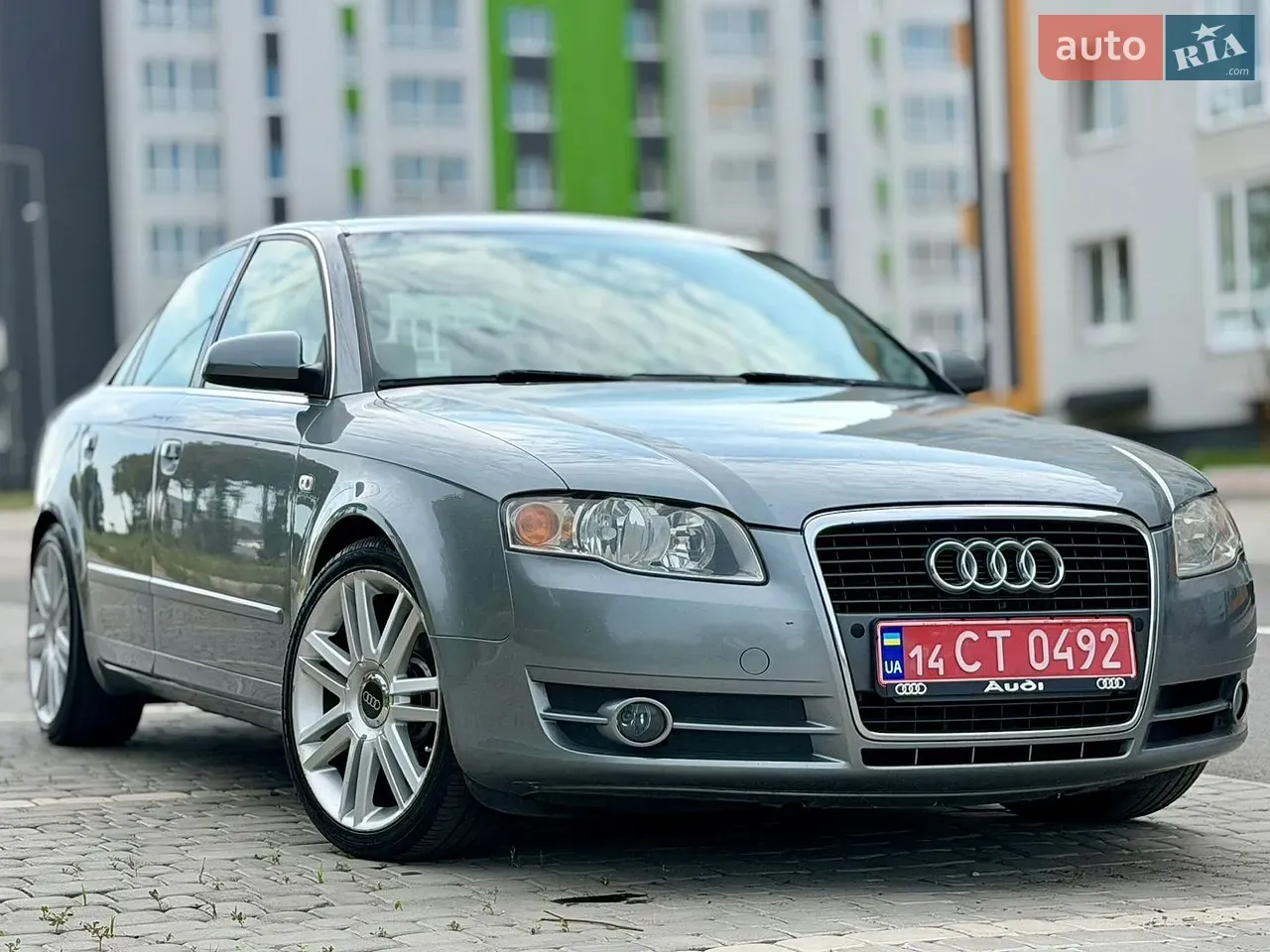 Audi A4 2005 photo 2