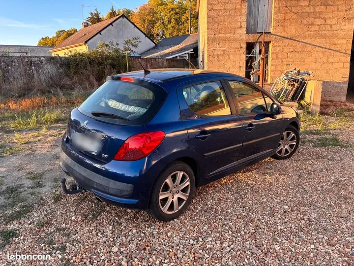 Peugeot 207 2009 photo 2
