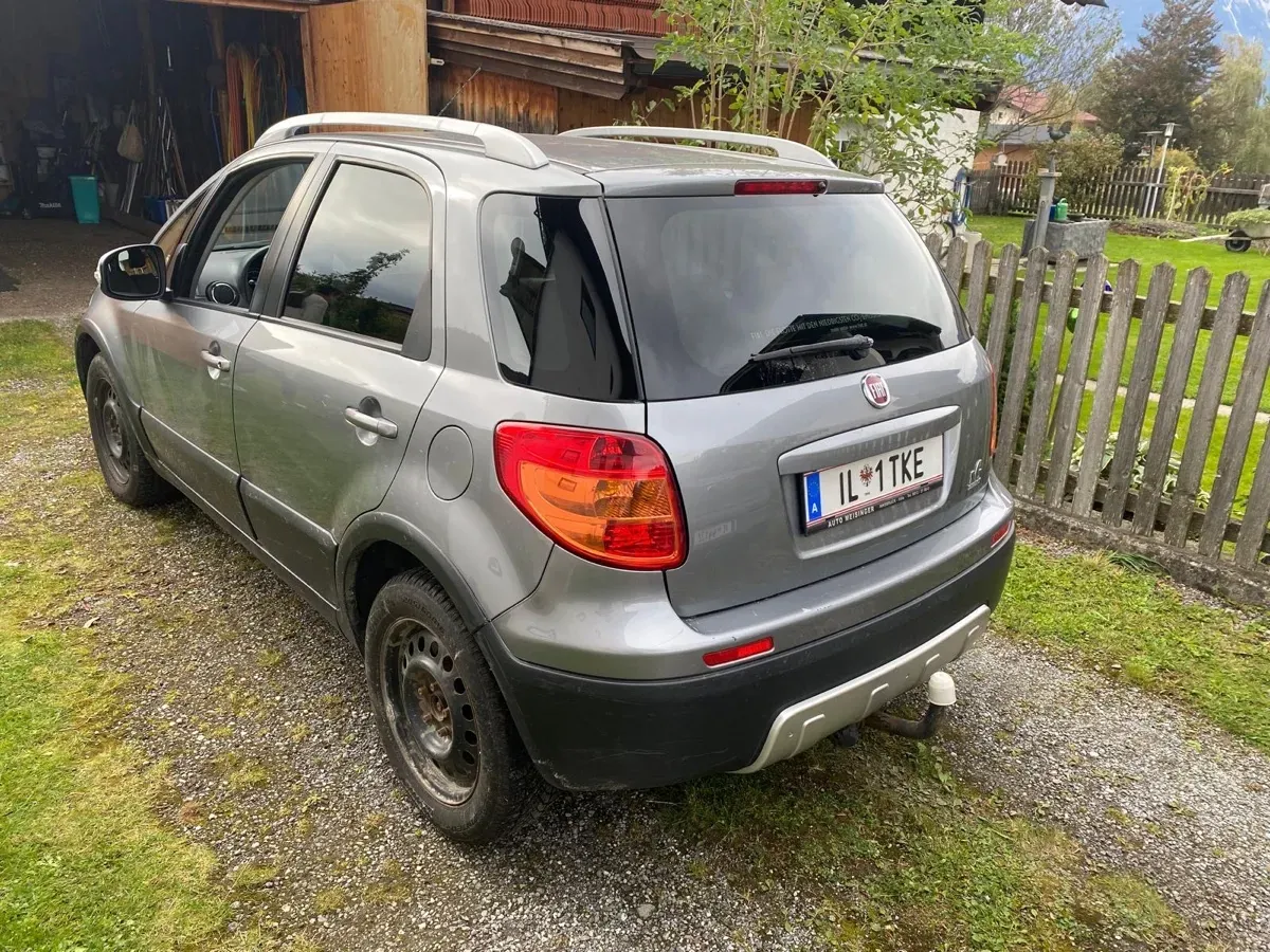 Fiat Sedici 2013 photo 2