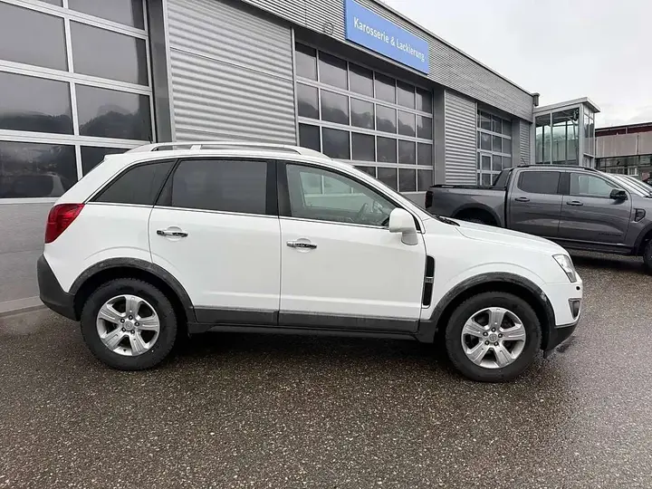 Opel Antara 2014 photo 2