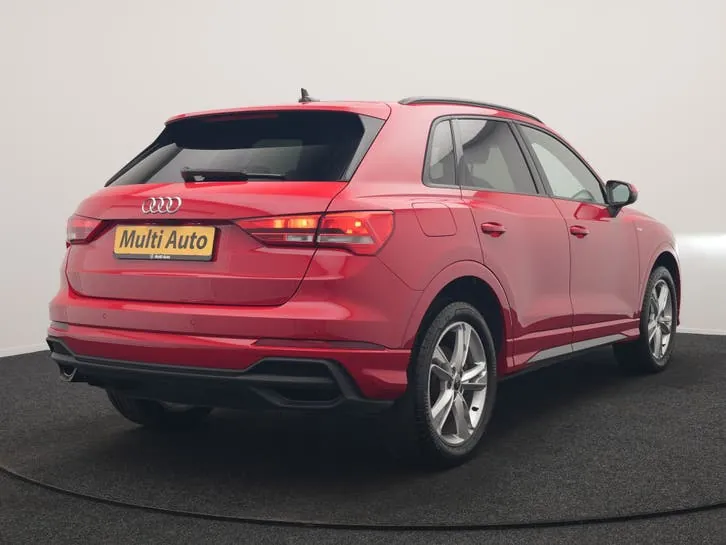 Audi Q3 2024 photo 3