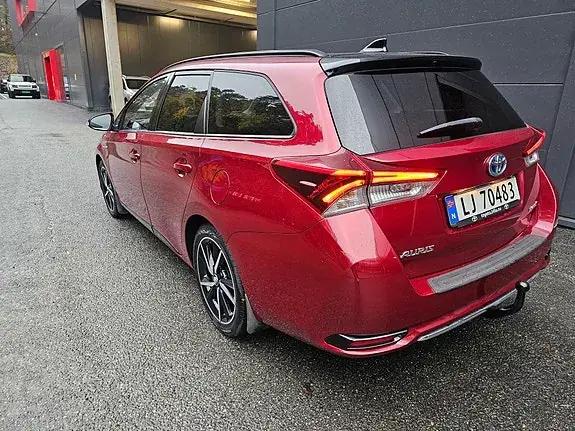 Toyota Auris 2018 photo 4