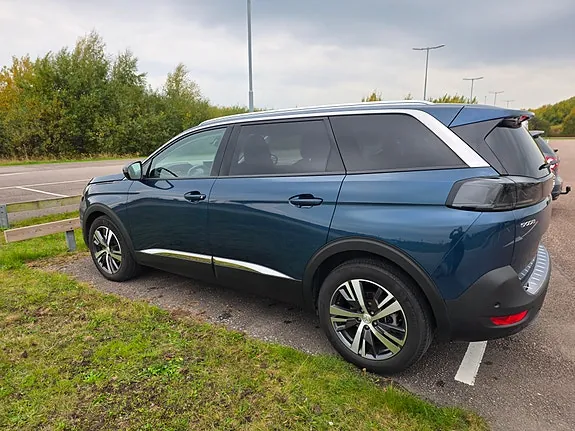 Peugeot 5008 2021 photo 4