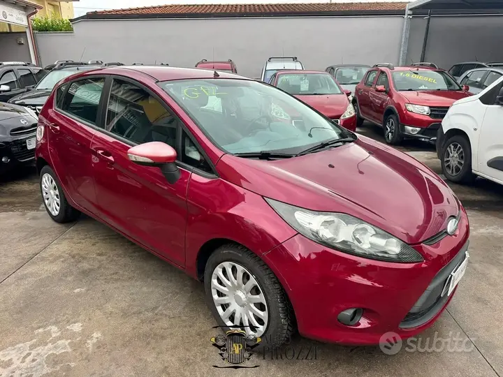 Ford Fiesta 2010 photo 3