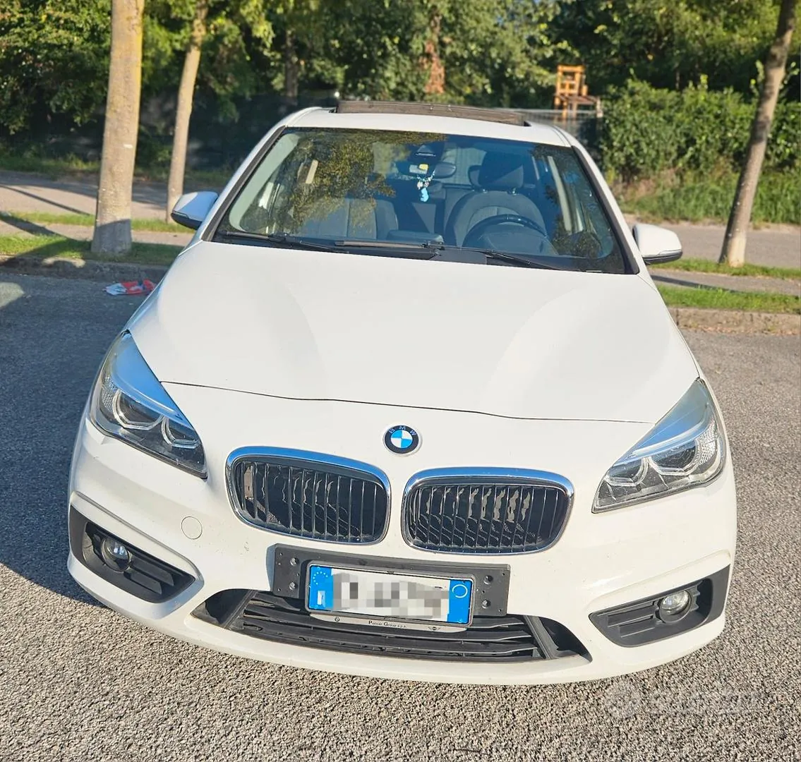 BMW 2 Series Active Tourer 2015 photo 2