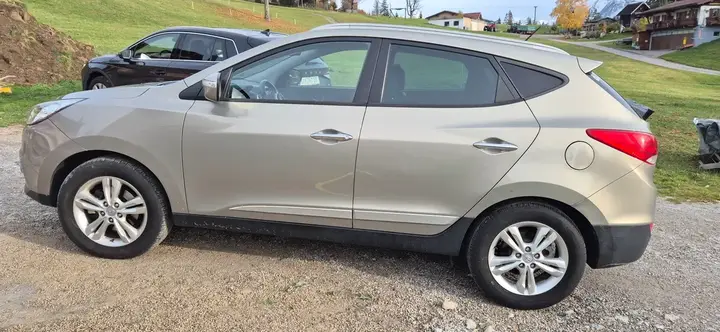 Hyundai Ix35 2011 photo 3
